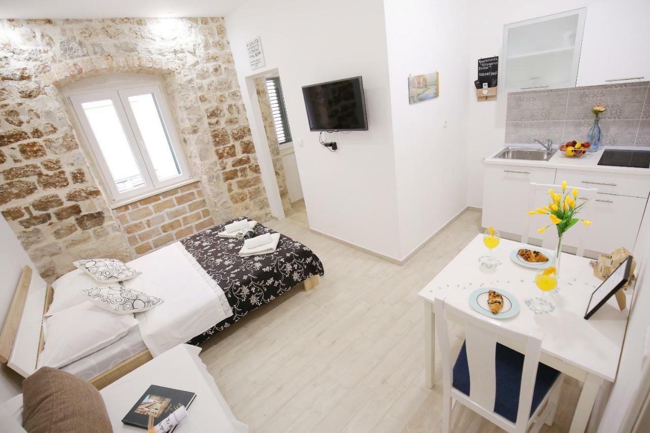Apartments Grisogono ザダル エクステリア 写真